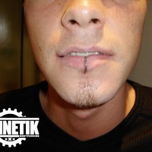 piercing_skinetik_labret_06