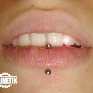 Labret vertical